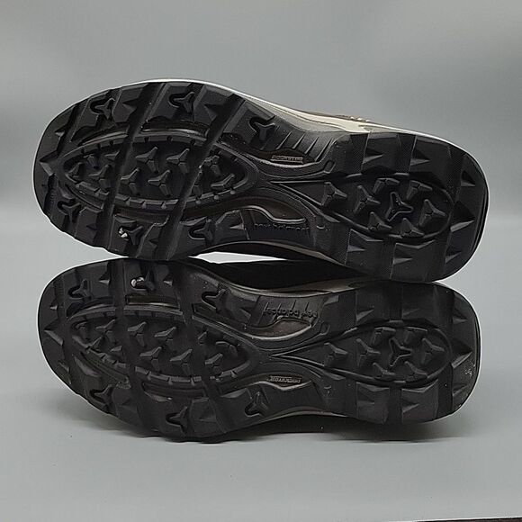 New Balance Women's Size 10.5 US Brown Gore-tex Waterproof Walking Shoes - Picture 9 of 10